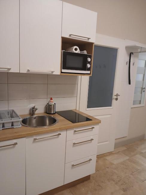 Soda Apartman Győr Eksteriør bilde